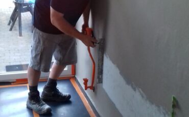 Afwerking werf na vochtbestrijding
