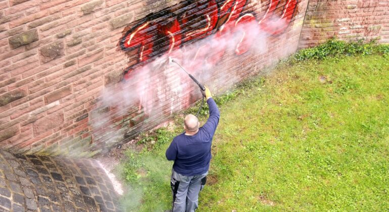 graffiti laten verwijderen